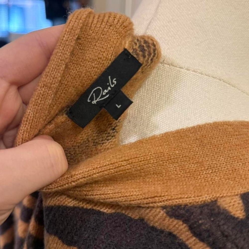 Rails Eleanor V Neck Sweater Large Wool Cashmere Oversized Cozy Soft - Picture 7 of 8